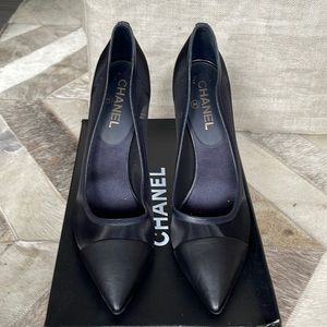 Chanel Mesh Pump